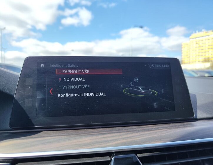 BMW Řada 5 Sedan / Limuzína 3,0 l 250 kw