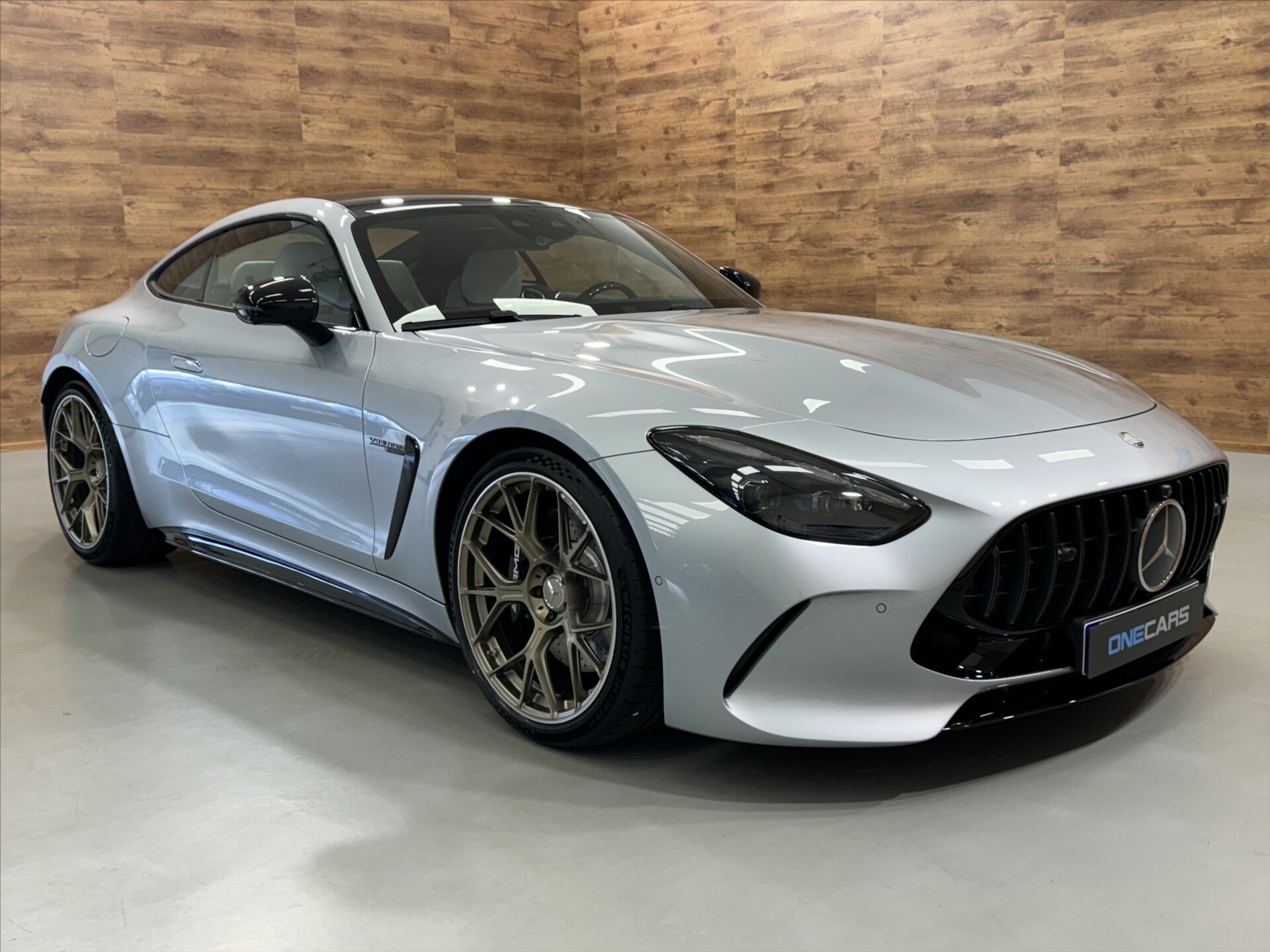 Mercedes-Benz AMG GT Kupé 4,0 l 430 kw