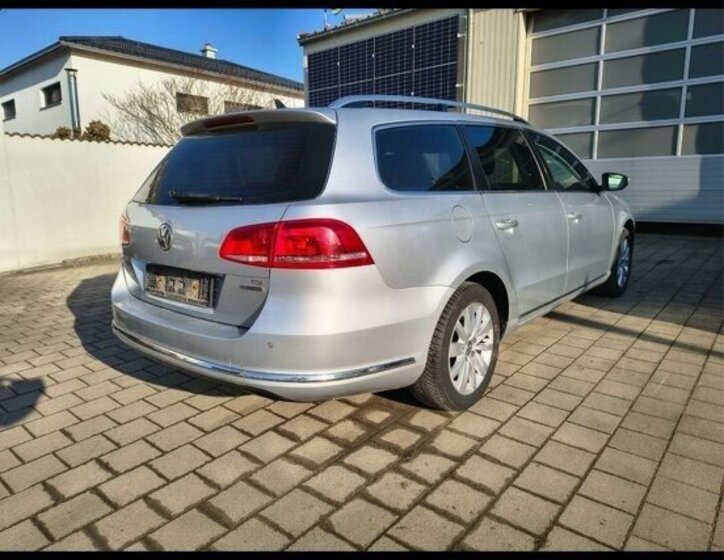 Volkswagen Passat Kombi 0,0 77 kw