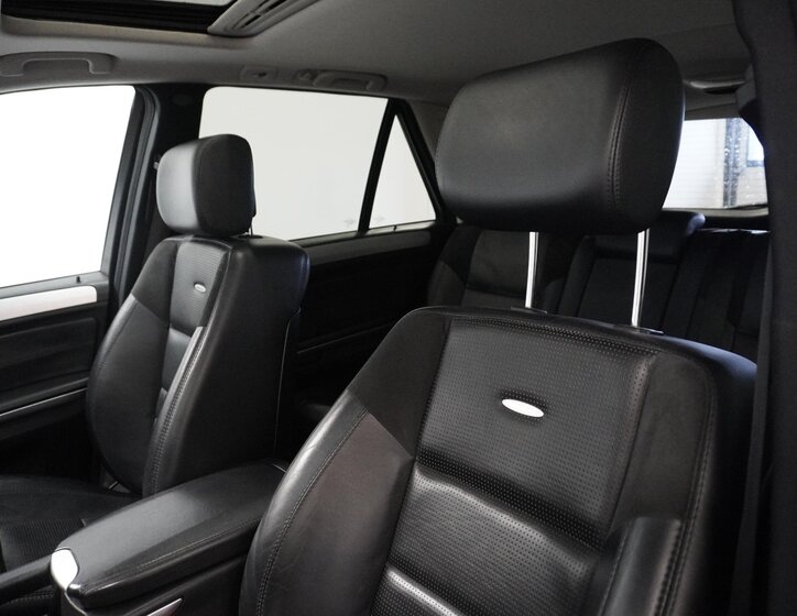 Mercedes-Benz Třídy M SUV 6,2 l 375 kw