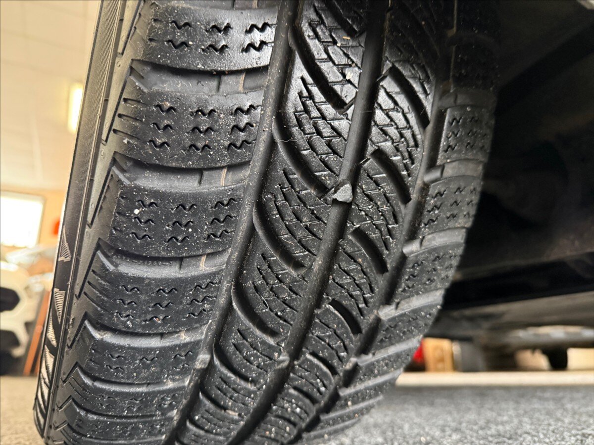 Mercedes-Benz Vito MPV 2,1 l 140 kw