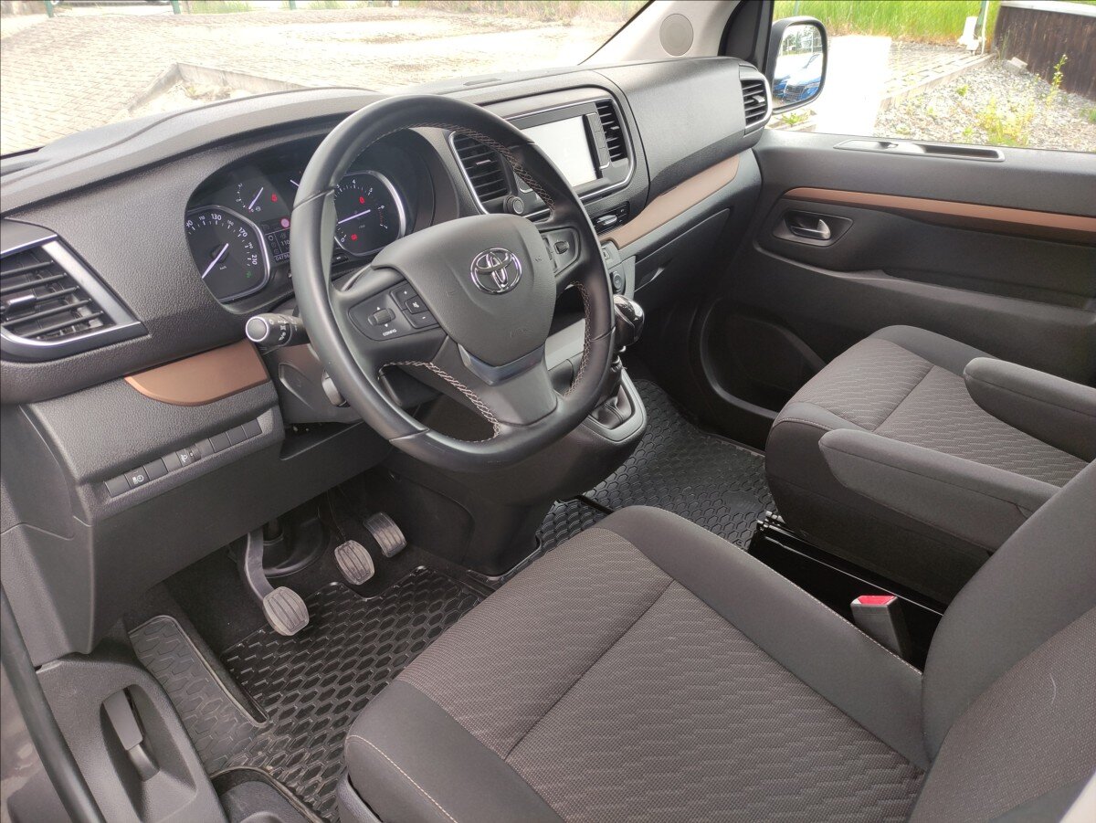 Toyota ProAce Verso MPV 2,0 l 106 kw