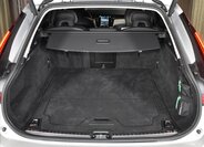 Volvo V90 10