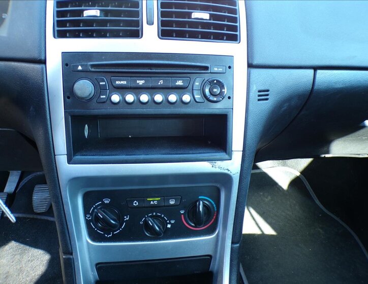 Peugeot 307 Skříň 1,6 l 66 kw