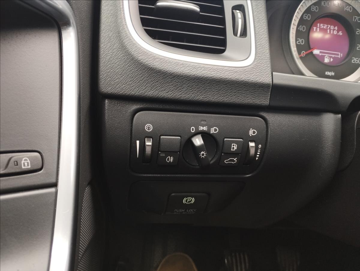 Volvo V60 Kombi 1,6 l 84 kw