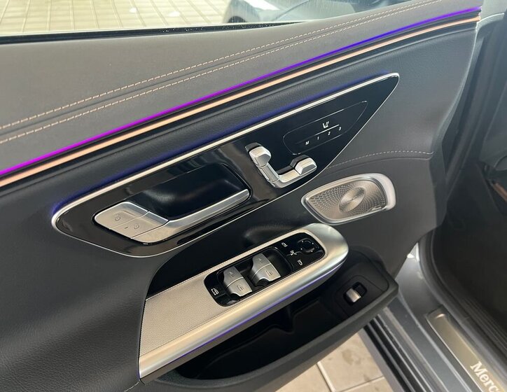 Mercedes-Benz EQE Sedan / Limuzína 0,0 180 kw