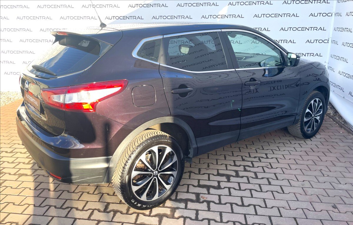Nissan Qashqai SUV / Terénní 1,2 l 85 kw