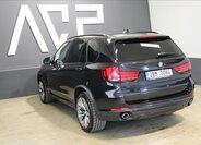 BMW X5 8