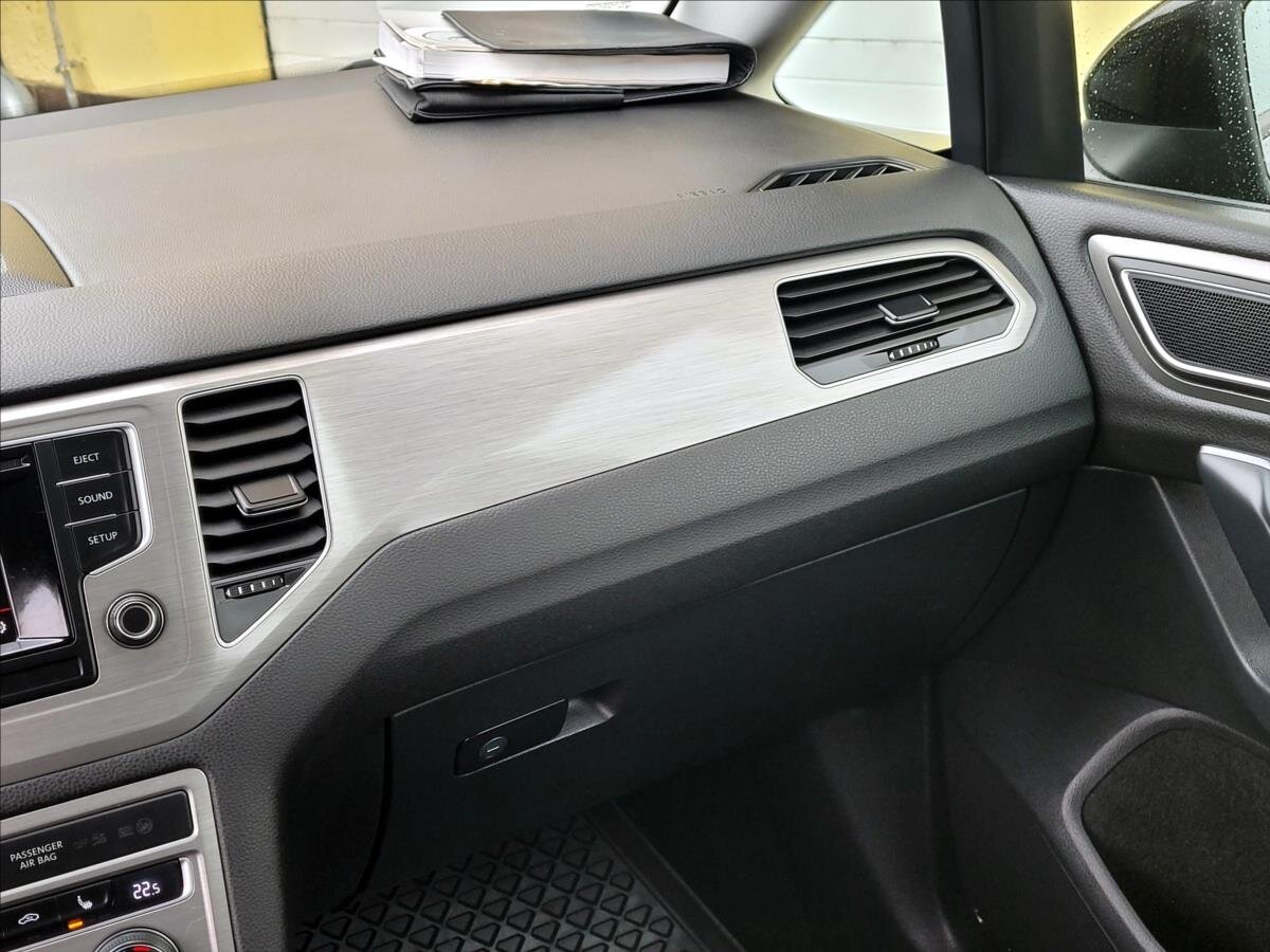 Volkswagen Golf Sportsvan MPV 1,2 l 81 kw