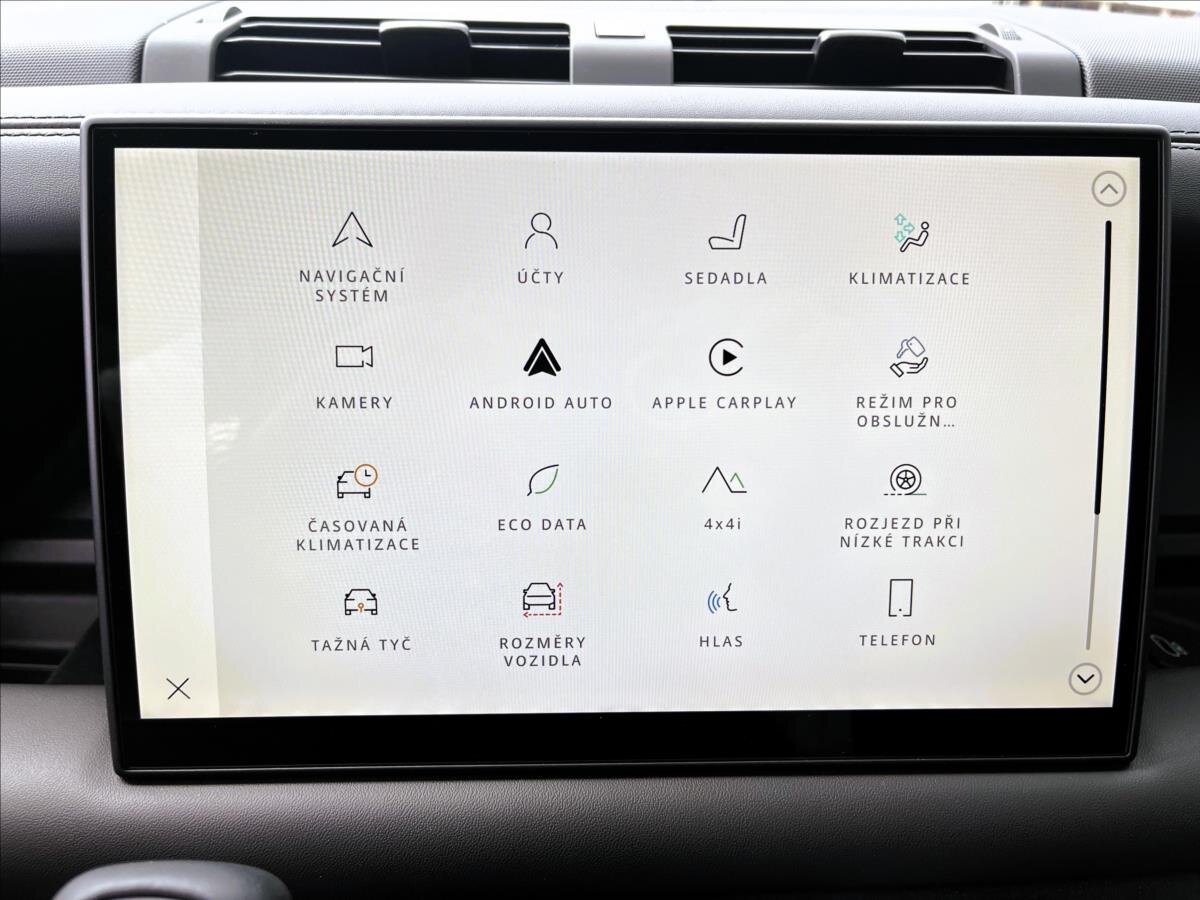 Land Rover Defender SUV / Terénní 3,0 l 221 kw