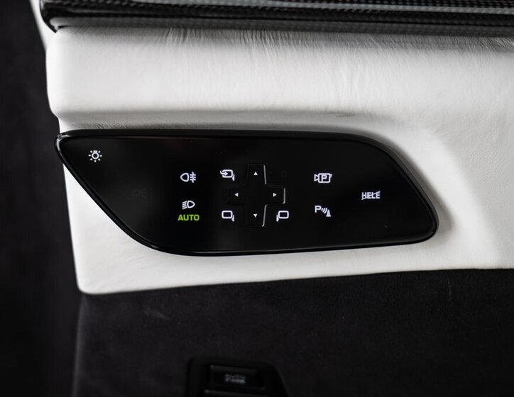 Ferrari Ostatní SUV 6,5 l 529 kw