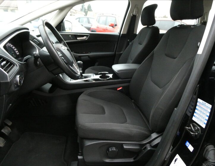 Ford S-MAX MPV 2,0 l 110 kw
