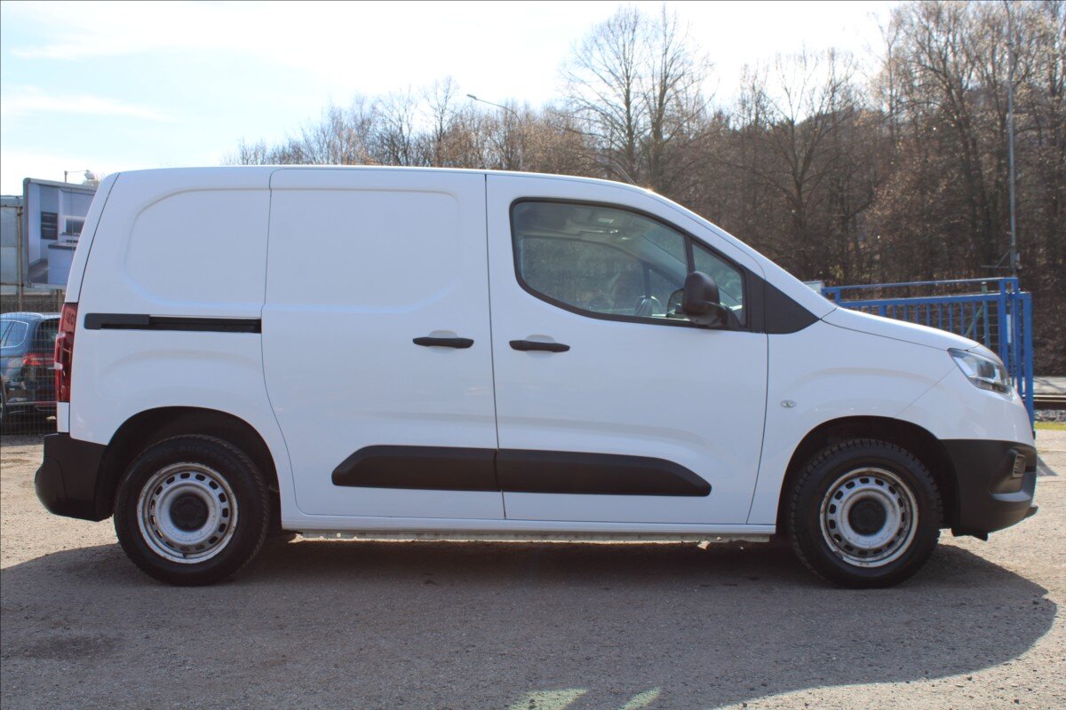 Toyota ProAce Skříň 1,5 l 75 kw