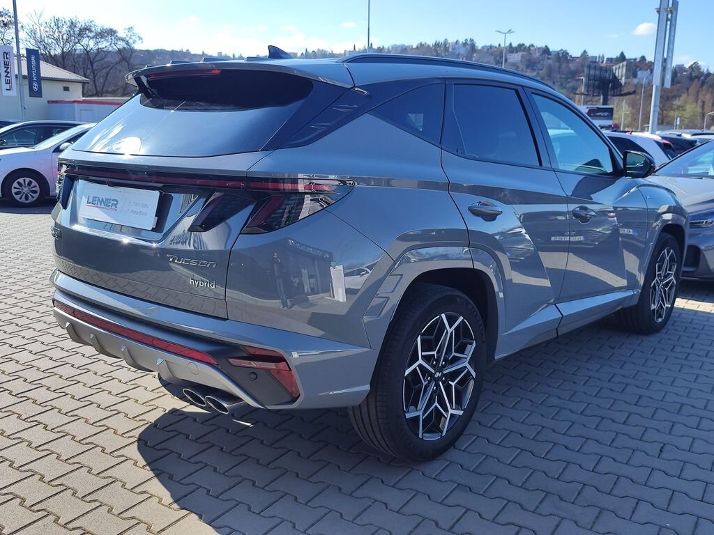Hyundai Tucson SUV / Terénní 1,6 l 169 kw