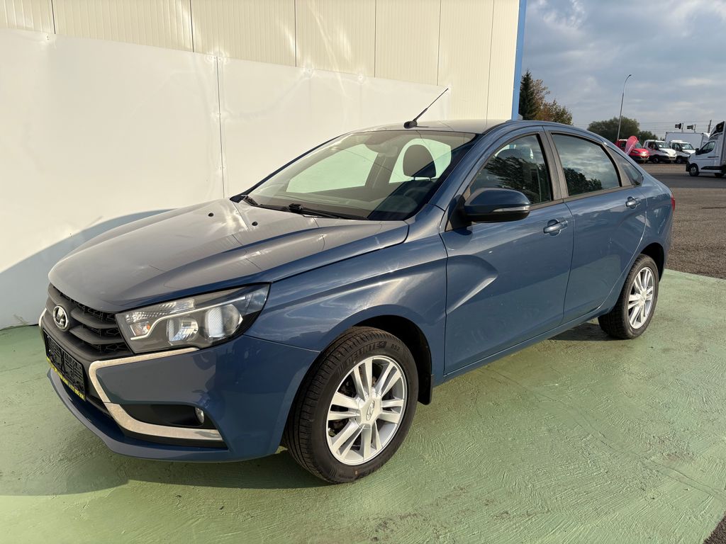 Lada Vesta