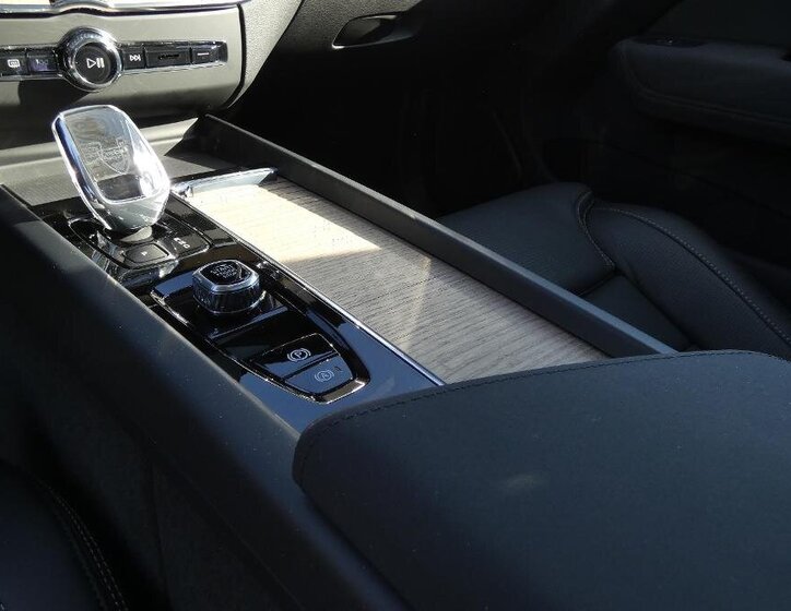 Volvo XC60 SUV 2,0 l 228 kw