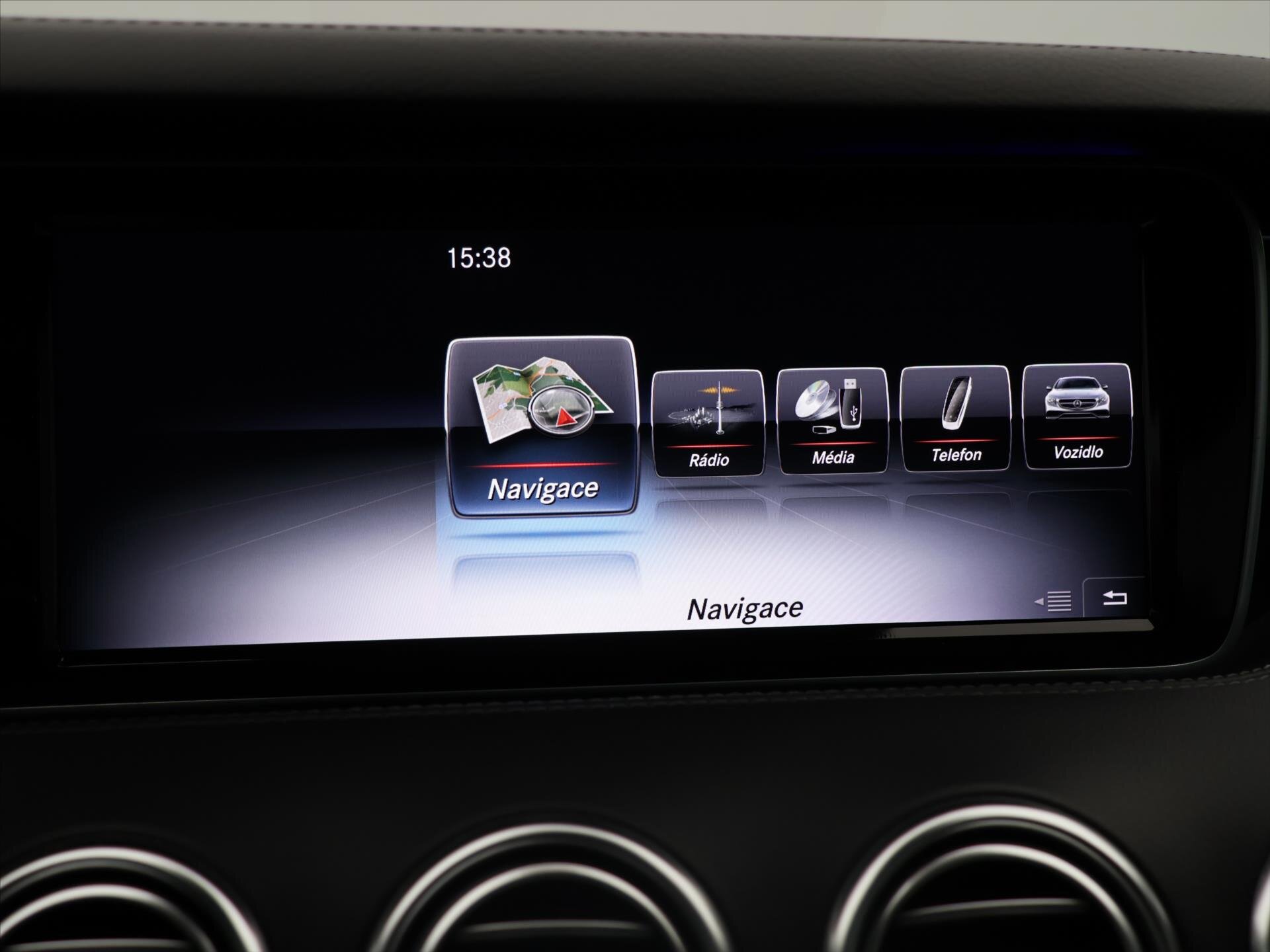 Mercedes-Benz Třídy S Kupé 5,5 l 430 kw