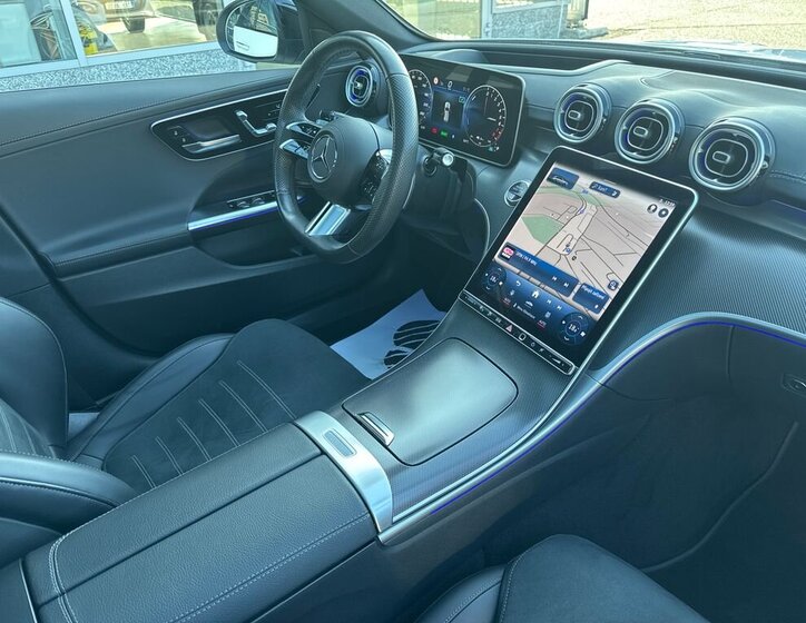 Mercedes-Benz Třídy C Kombi 2,0 l 230 kw