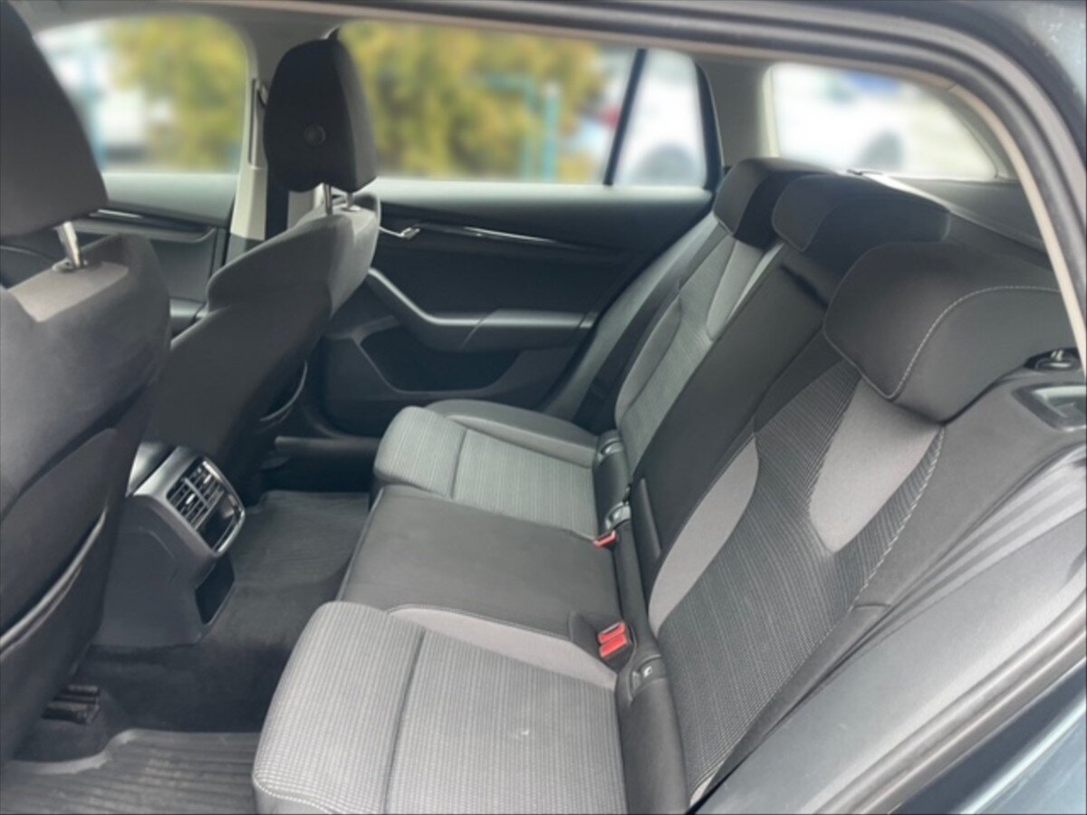 Škoda Octavia Kombi 2,0 l 110 kw