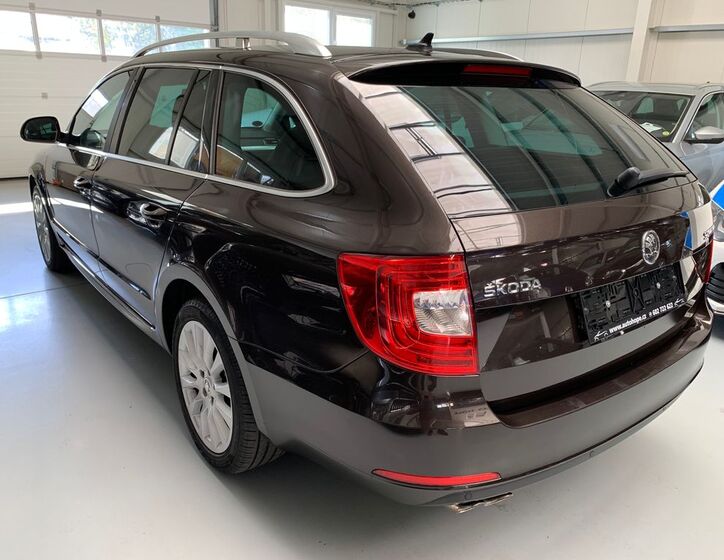 Škoda Superb 4