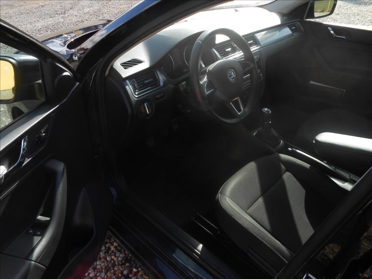 Škoda Rapid Hatchback 1,2 l 77 kw