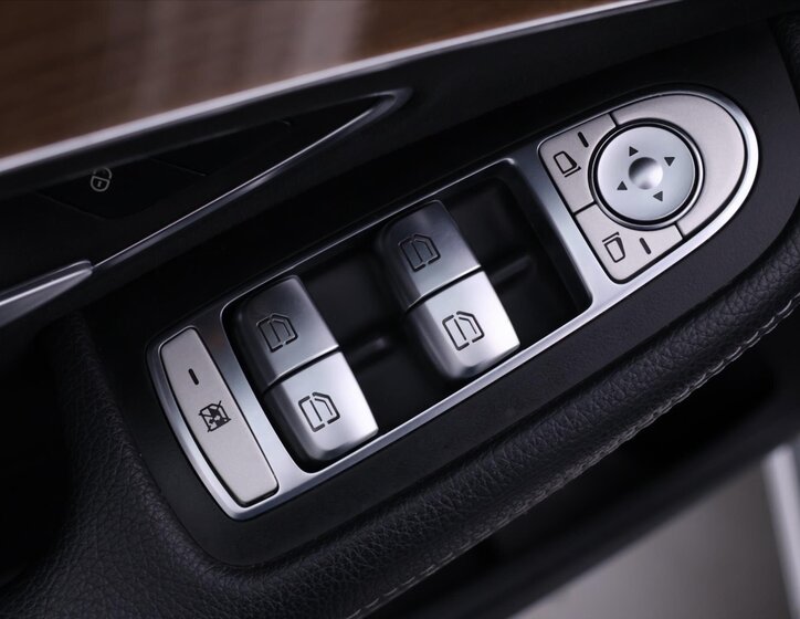 Mercedes-Benz Třídy C Kombi 2,1 l 150 kw