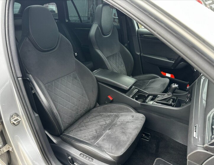 Škoda Superb Kombi 2,0 l 206 kw