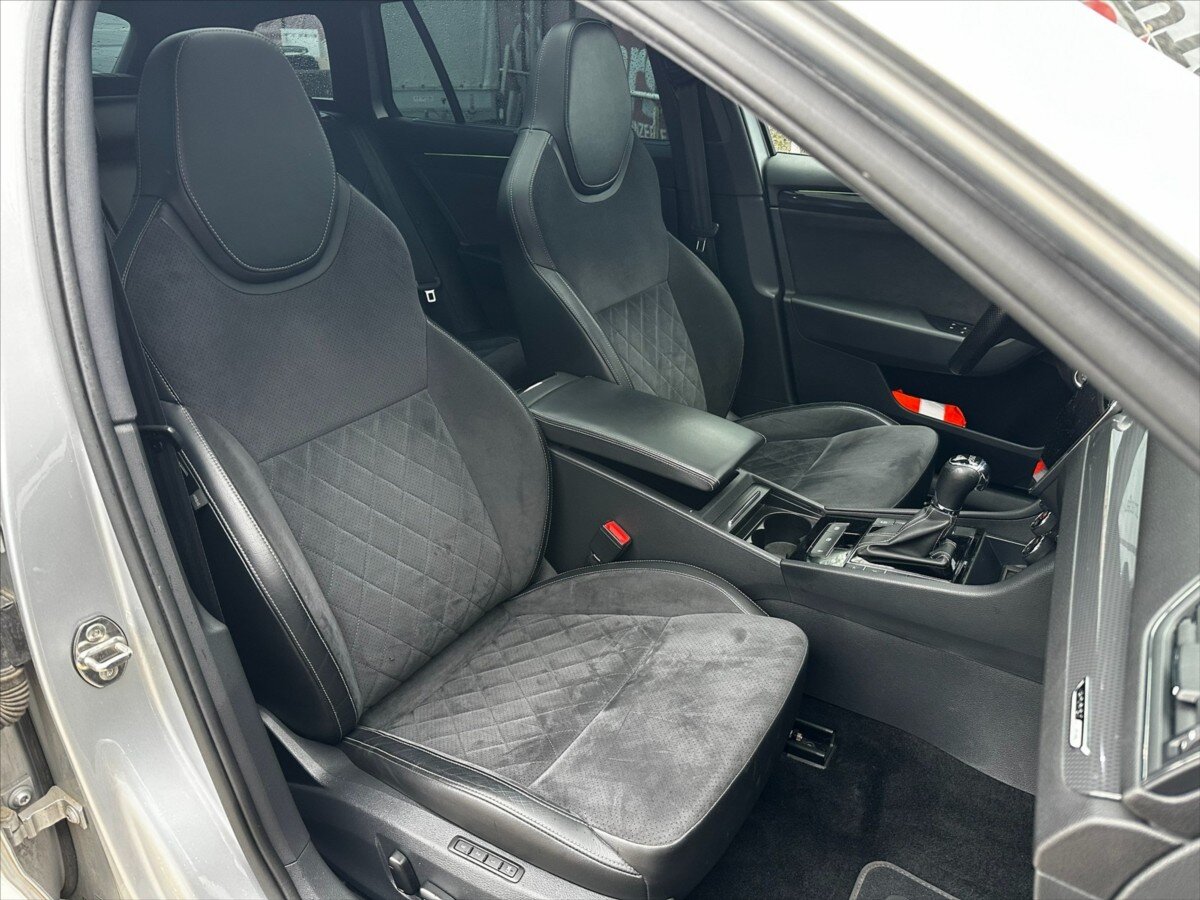Škoda Superb Kombi 2,0 l 206 kw