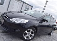 Ford Focus Kombi 998,0 92 kw