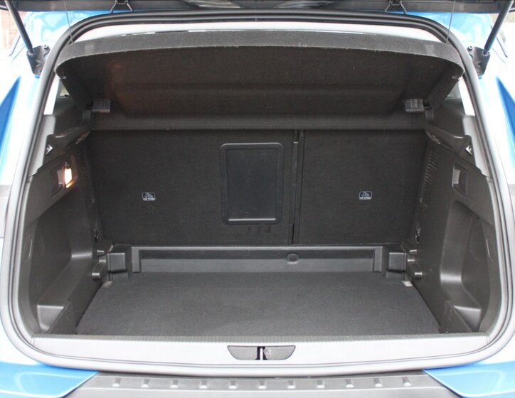 Opel Grandland X SUV 1,2 l 96 kw