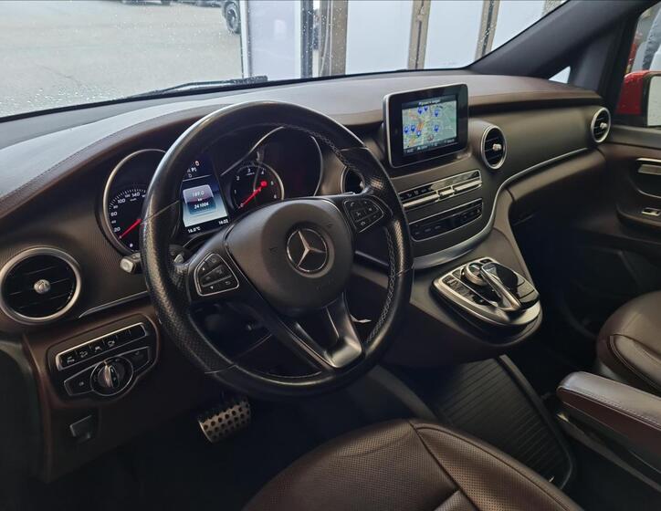 Mercedes-Benz Třídy V 9