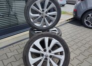 Toyota Auris Kombi 1,6 l 82 kw