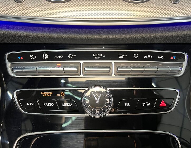 Mercedes-Benz Třídy E 22