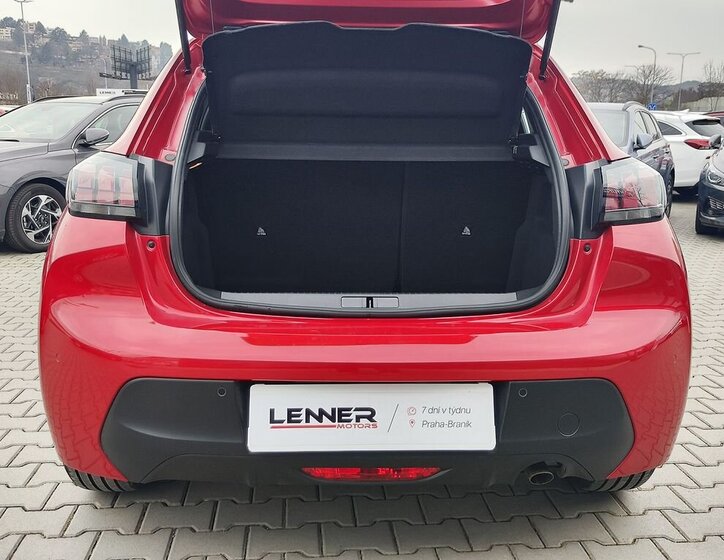 Peugeot 208 Hatchback 1,2 l 74 kw