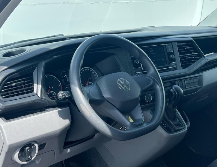 Volkswagen Transporter Skříň 2,0 l 110 kw