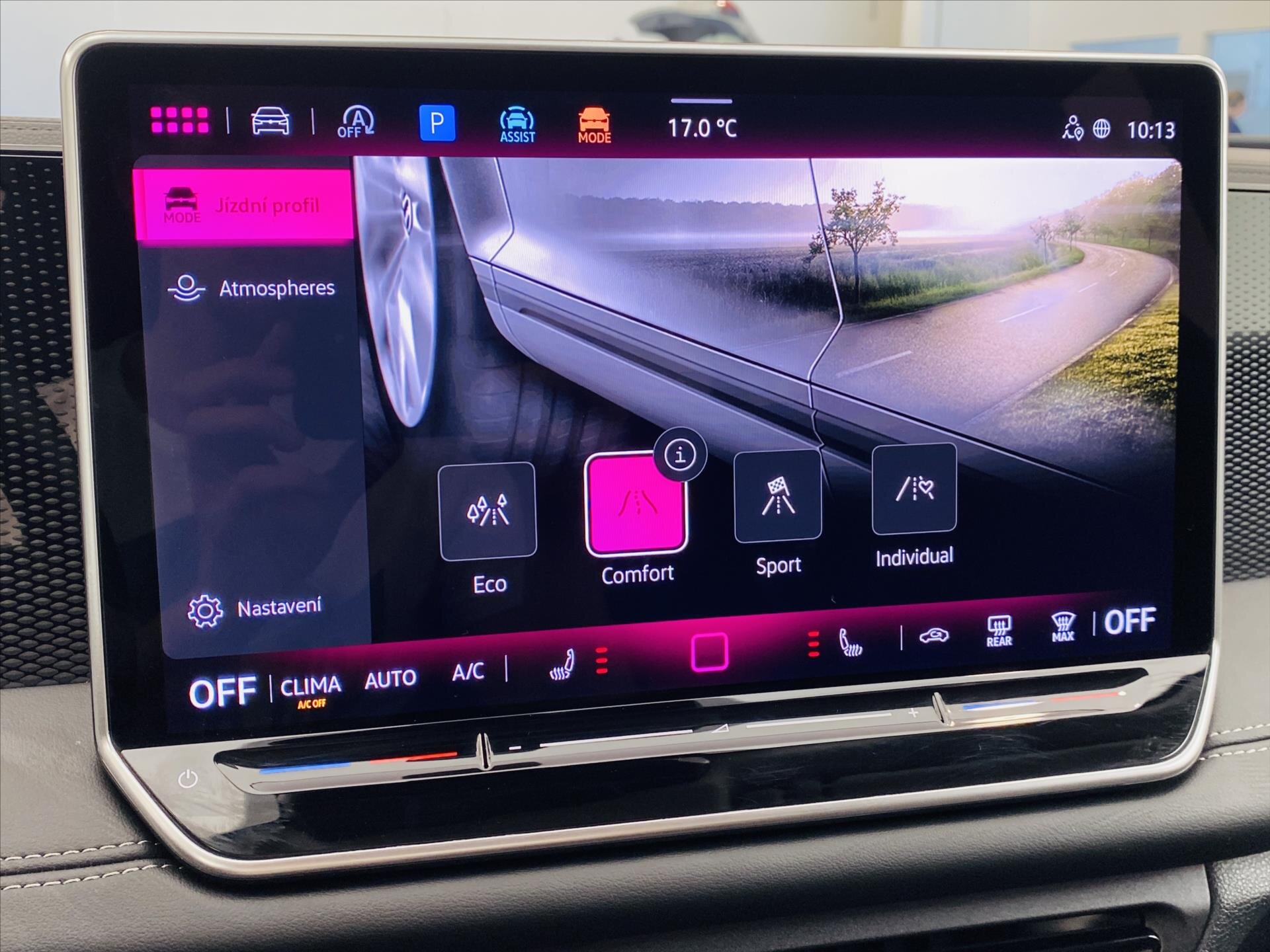 Volkswagen Tiguan SUV / Terénní 2,0 l 110 kw