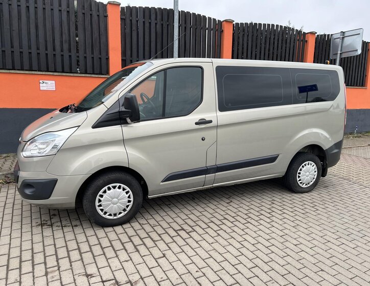 Ford Transit Custom 2