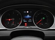 Volkswagen Passat 16