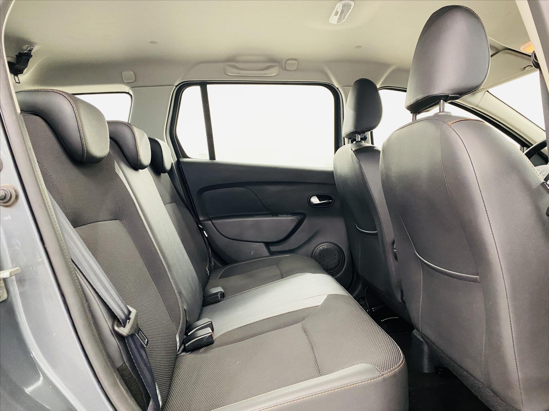 Dacia Logan Kombi 898,0 66 kw