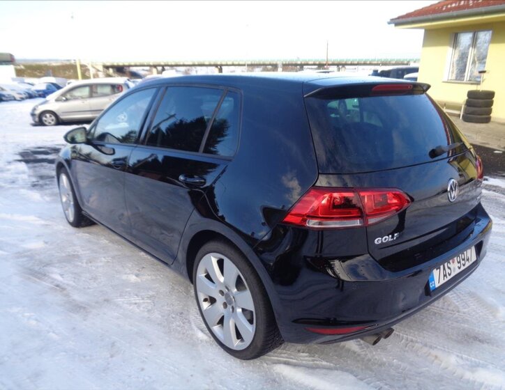 Volkswagen Golf Kombi 2,0 l 110 kw