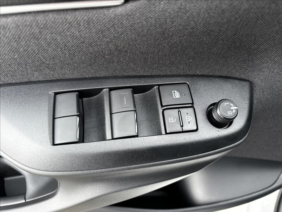 Toyota Yaris Hatchback 1,5 l 68 kw