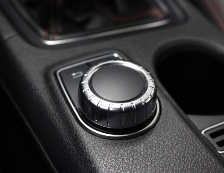 Mercedes-Benz CLA 25