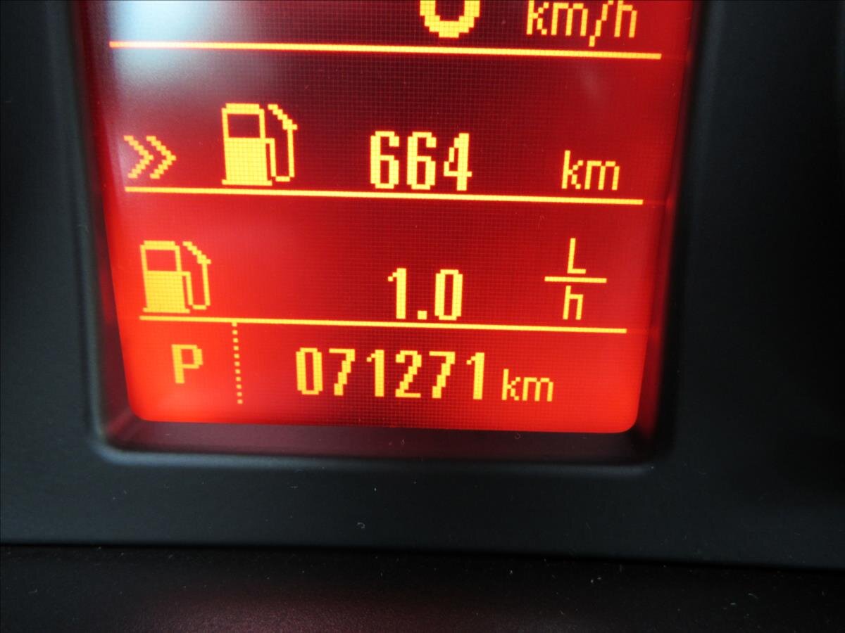 Opel Insignia Sedan / Limuzína 2,0 l 118 kw