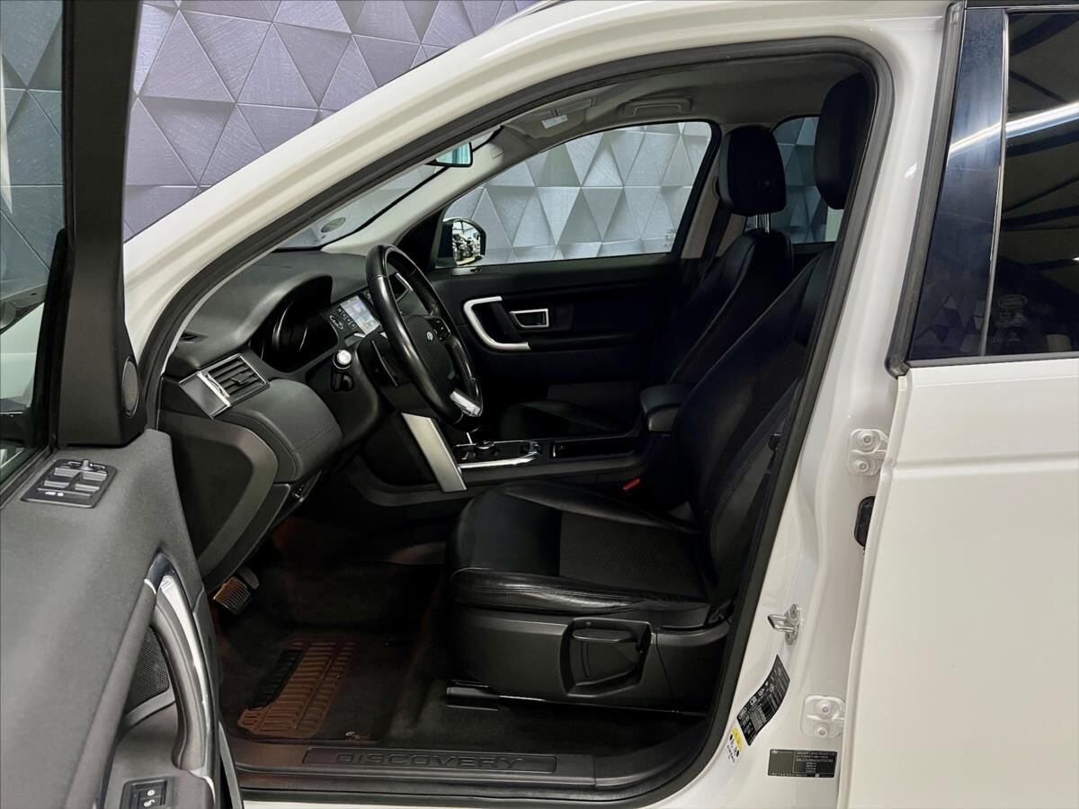 Land Rover Discovery SUV / Terénní 2,0 l 132 kw