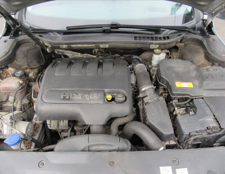 Peugeot 508 Kombi 2,0 l 103 kw