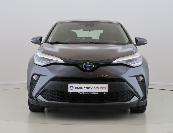 Toyota C-HR 2