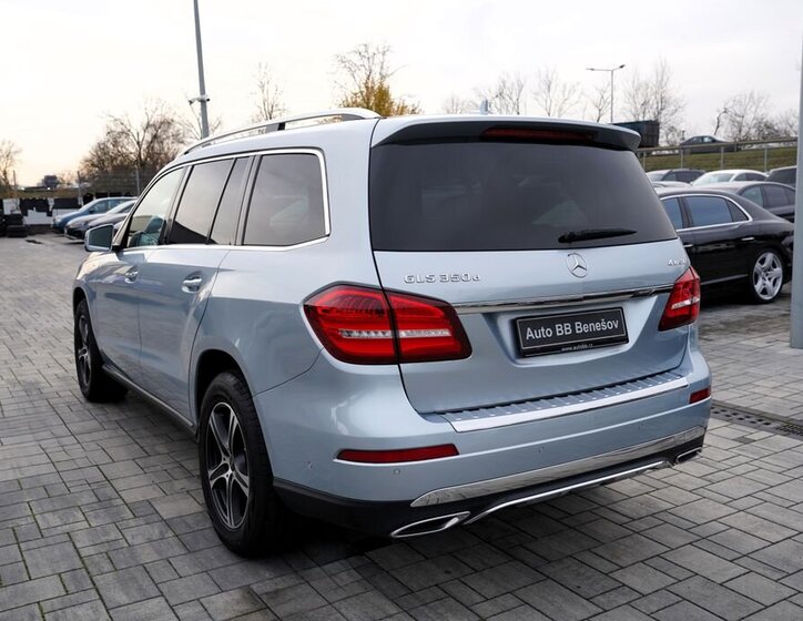 Mercedes-Benz GLS 4