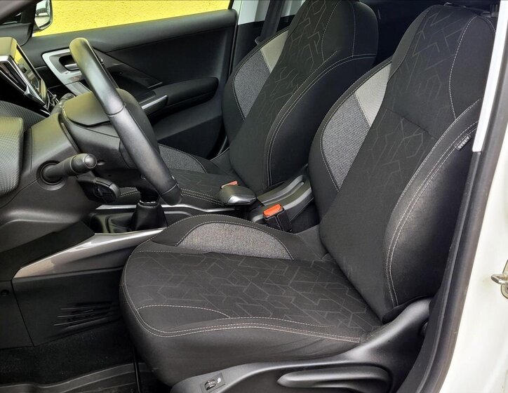 Peugeot 2008 SUV 1,2 l 60 kw