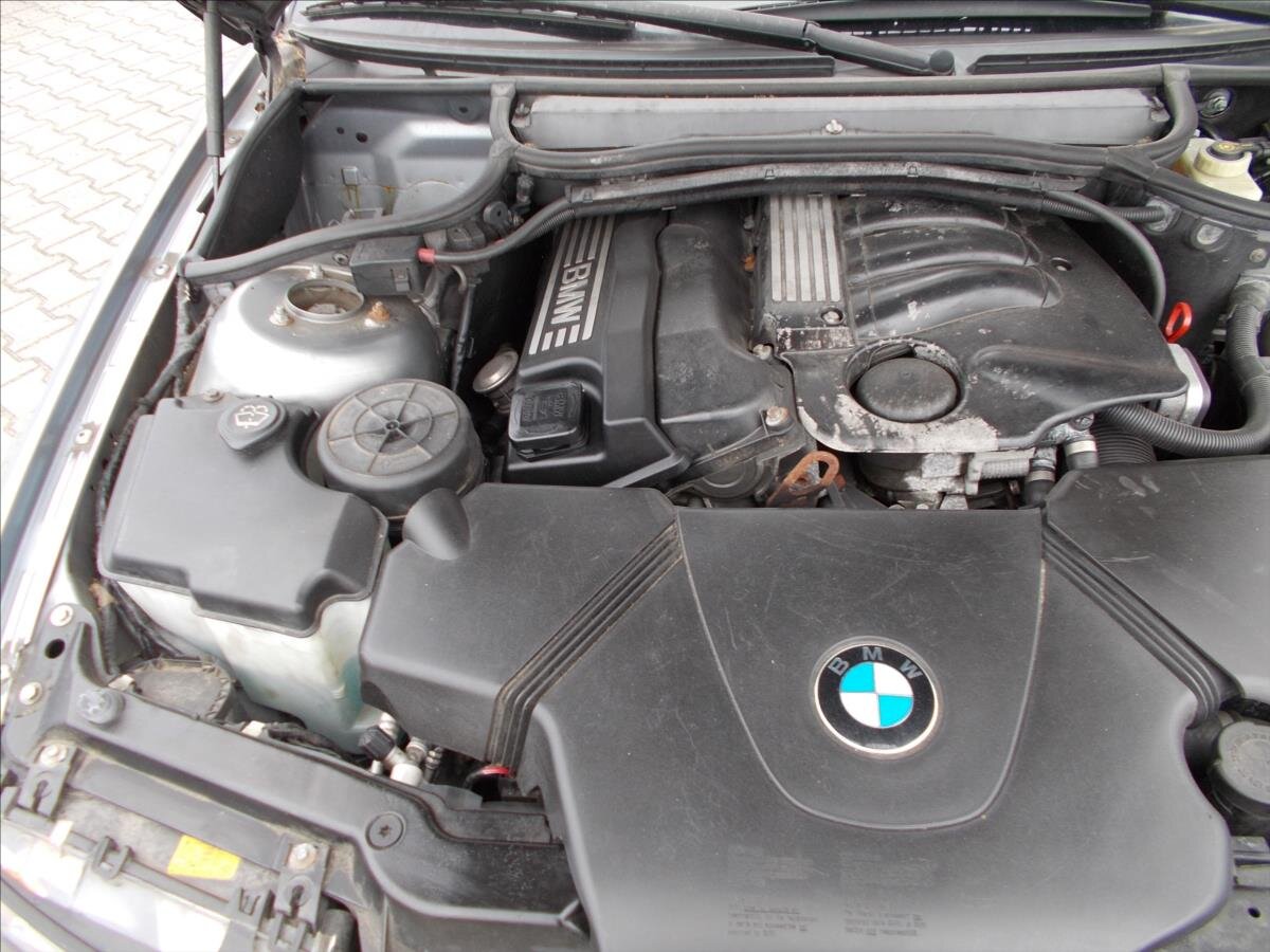 BMW Řada 3 Kabriolet 2,0 l 105 kw