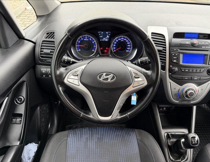 Hyundai ix20 MPV 1,6 l 91 kw